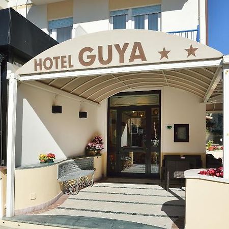 Hotel Guya Varraze Exterior foto