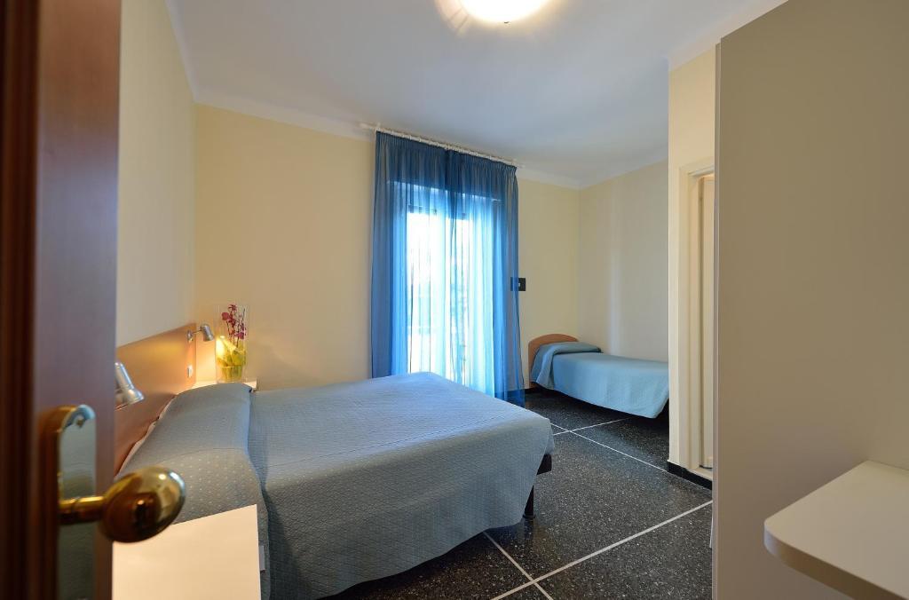Hotel Guya Varraze Zimmer foto